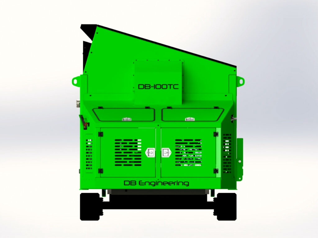 Leuchtend grüne Recyclingmaschine von DB Engineering mit der Aufschrift DB-100TC, frontseitigen Lüftungsgittern und schwarzem Untergestell vor hellem Hintergrund.