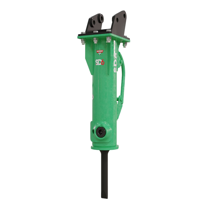 Der grüne Hydraulikhammer SD6 steht freigestellt auf weißem Hintergrund und zeigt eine schwarze Aufnahme, Seitengriffe und einen langen Meißel.