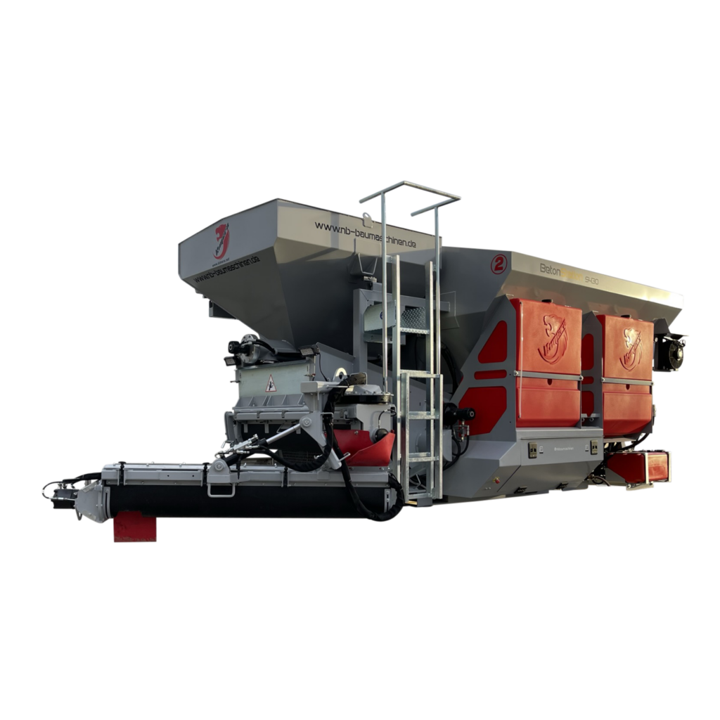 Die mobile Betonmischanlage Kimera S430 steht vor schwarzem Hintergrund, mit grauem Aufbau, roten Klappen, Leitern und seitlicher Fördertechnik.